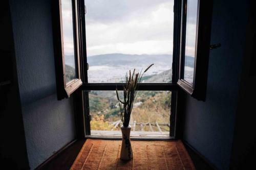Makrinitsa Historical-traditional Renovated House