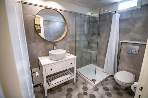 Levkosh Apartments At Lefkada's Heart