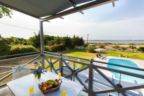 Seaview Villa Fivos With Private Pool