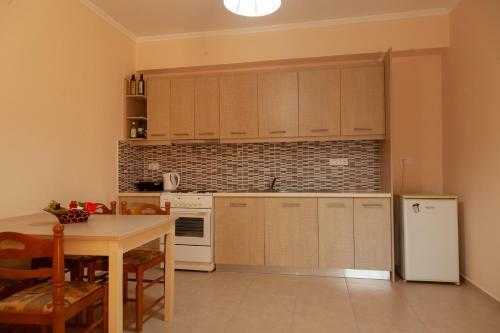 Tsoutsis Apartments