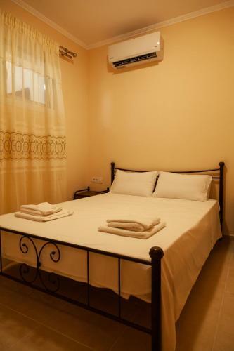 Tsoutsis Apartments