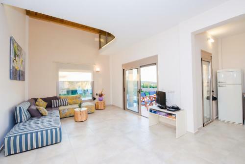 Mon Emvasia Margarites Villas