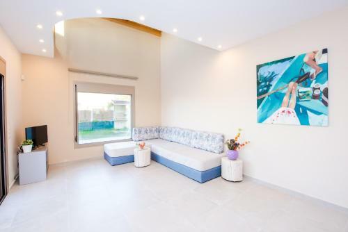 Mon Emvasia Margarites Villas