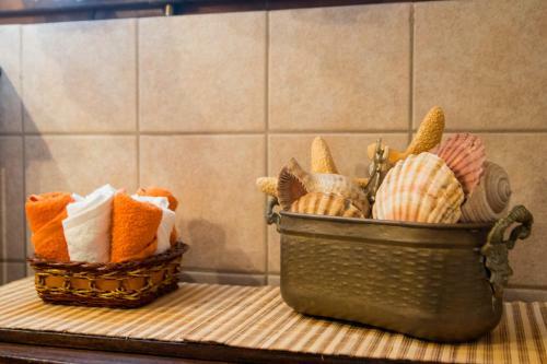 Charming Traditional Hideaway