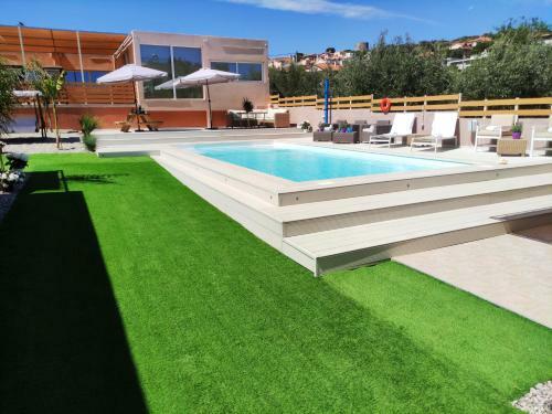 Modular Bungalows Vravrona Artemis Greece