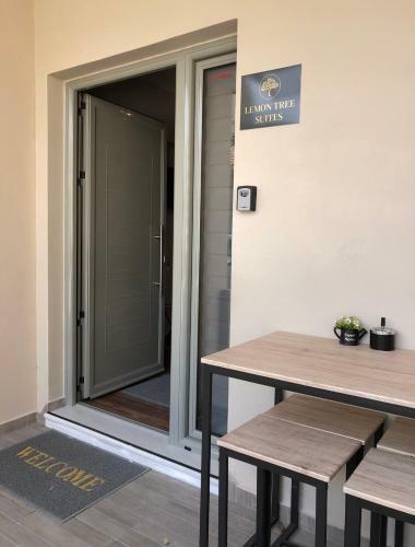 Apartamento Lemon Tree Suites Near The Airport
