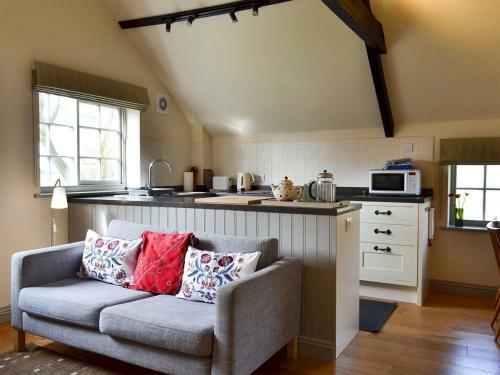 Moxby Priory Cottage