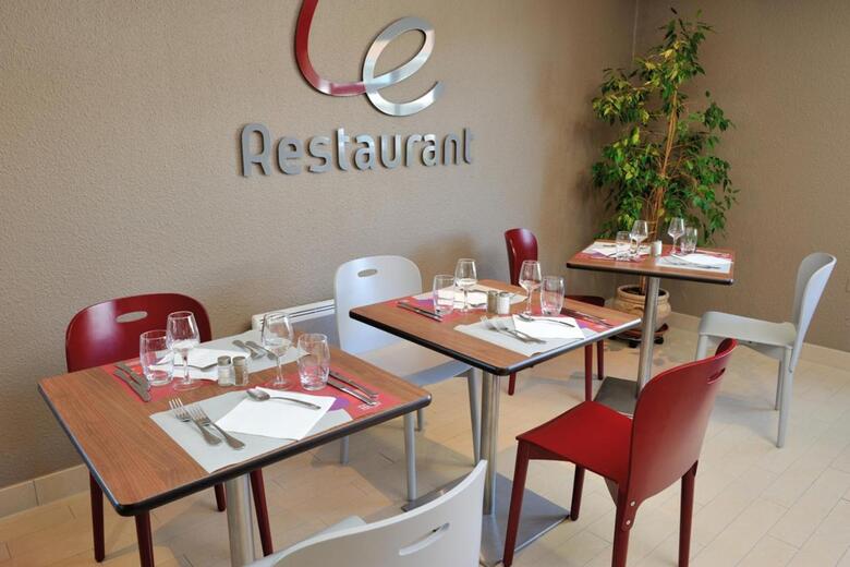 Hotel Campanile Orl�ans Ouest ~ La Chapelle-st-mesmin