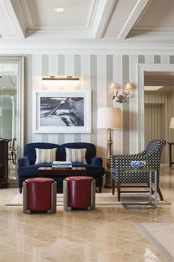 Woodmark Hotel Yacht Club & Spa
