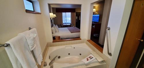 Hotel Baymont Inn And Suites Seattle/kirkland