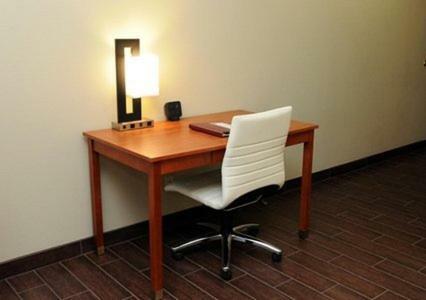 Hotel Comfort Suites Gonzales