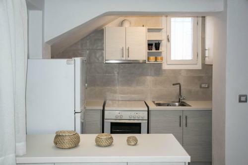 Santorini Villatzio Suites