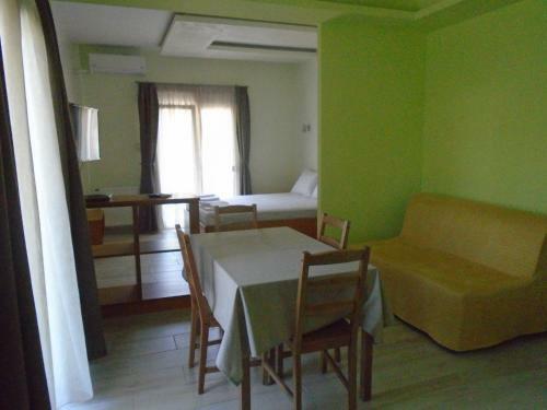 Hostal Laida Studios