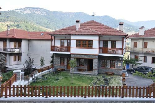 Hostal Nuca Guesthouse