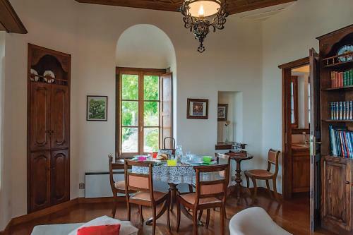 The Fountainhead Pelion