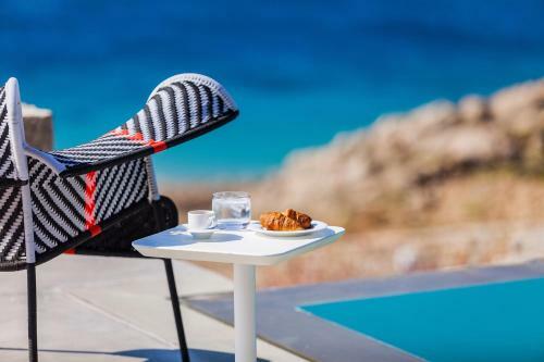 The Mykonist Executive Villa Elia Beach