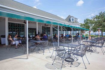 Hotel Oakwood Resort