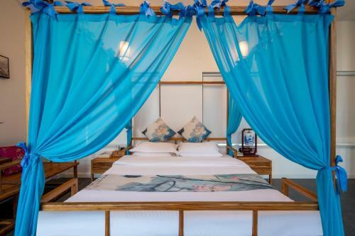 Floral Hotel Rizhao Xiuwenzhai Inn