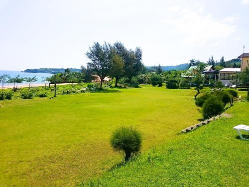 Villa Garden Beach House
