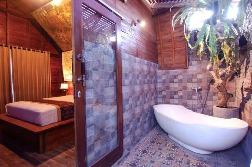 Lodge Kubu Kayana Batuan