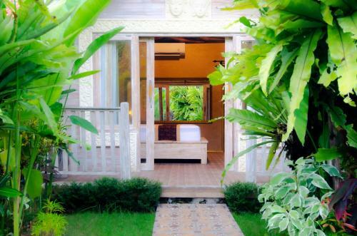 Lodge Kubu Kayana Batuan