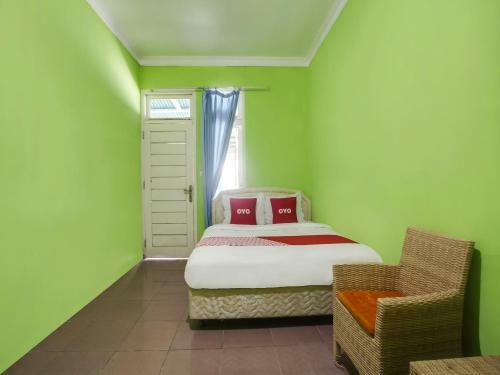 Hotel Oyo 91005 Cottage Putra Mutun Beach