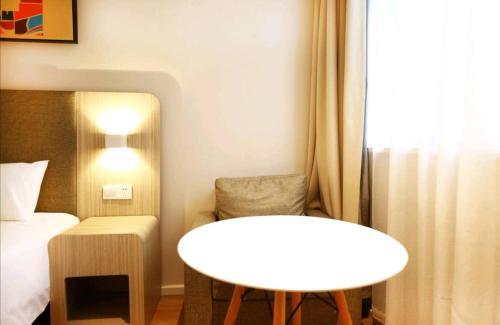 Hanting Hotel (shanghai Hongcao South Road)
