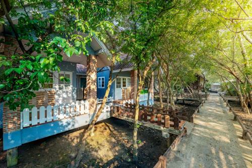 Hotel Ratathara Resort