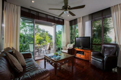 Kata Gardens Beach Apartment