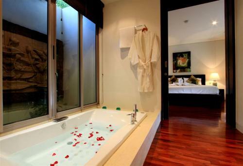 Kata Gardens 2bedroom Holiday Apartment 8a
