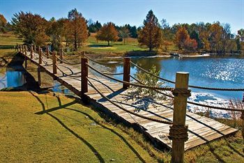 Hotel Cedar Creek