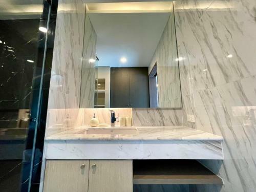 Seaview Apartment In Mida Grande Resort