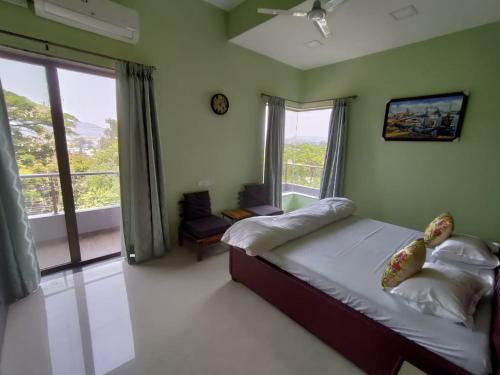 Cozy Villa With Temperature Control Swimming Pool