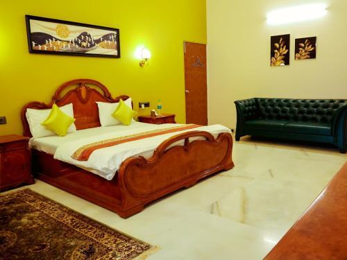 Aashiyaanaa Villa 'crescent'
