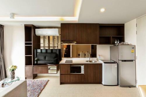 Apartamento The Aristo Beach Resort Surin Phuket