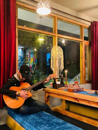 Hostal Old Town Cafe And Stay