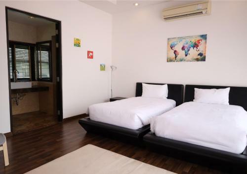 Beautiful 3 Bedrooms Villa - Bang Tao Beach Area