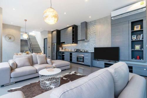 Apartamento 300? Luxury Pool Villa In Thalang, Phuket