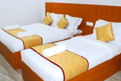 Hotel K11 Express - Opp Express Avenue