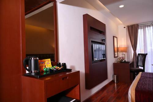 Hotel Raaj Bhaavan Clarks Inn Chennai