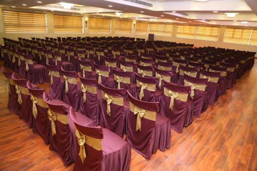Hotel Raaj Bhaavan Clarks Inn Chennai