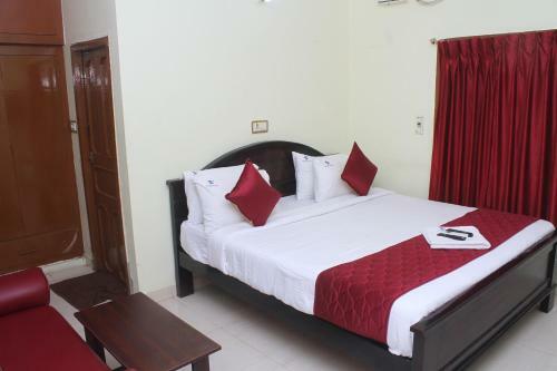 Skyry Hotels T Nagar