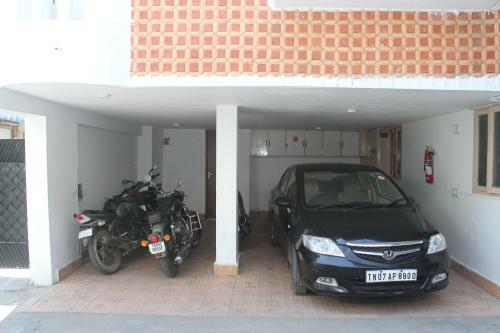 Skyry Hotels T Nagar