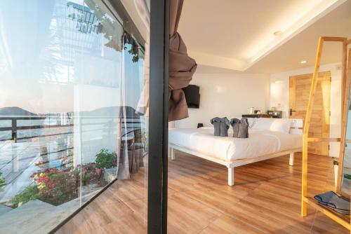 Patong Sunset Villa Phuket