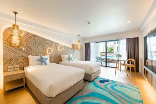 Liv Hotel Phuket Patong Beachfront - Sha Extra Plus