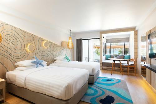 Liv Hotel Phuket Patong Beachfront - Sha Extra Plus