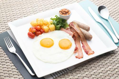 Liv Hotel Phuket Patong Beachfront - Sha Extra Plus