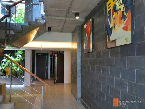 Emerald Terrace Apartment Patong