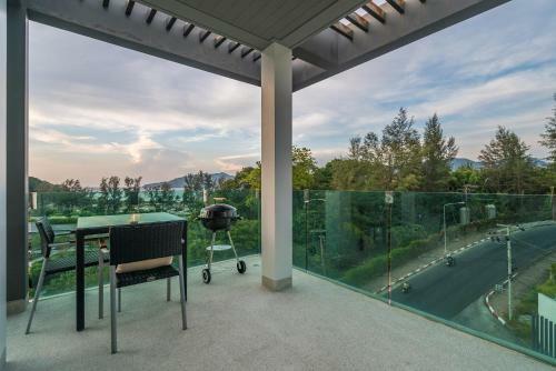 Twin Sands Apartments By Lofty