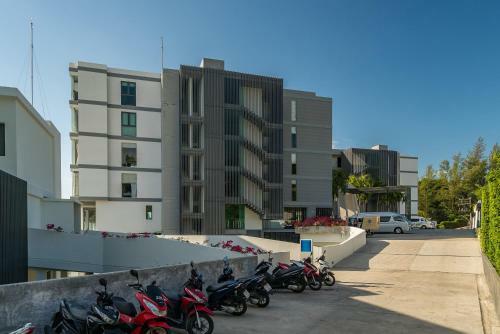 Twin Sands Apartments By Lofty